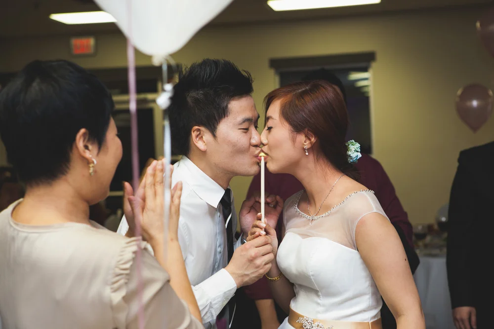 A documentary wedding reception story following Linnie and Andy through the celebration.
